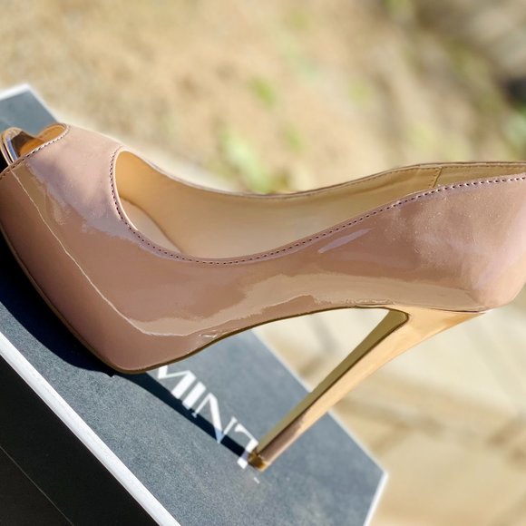 JUST FAB Blush Pink with ROSE GOLD Heels Sz 8.5 - Picture 1 of 4